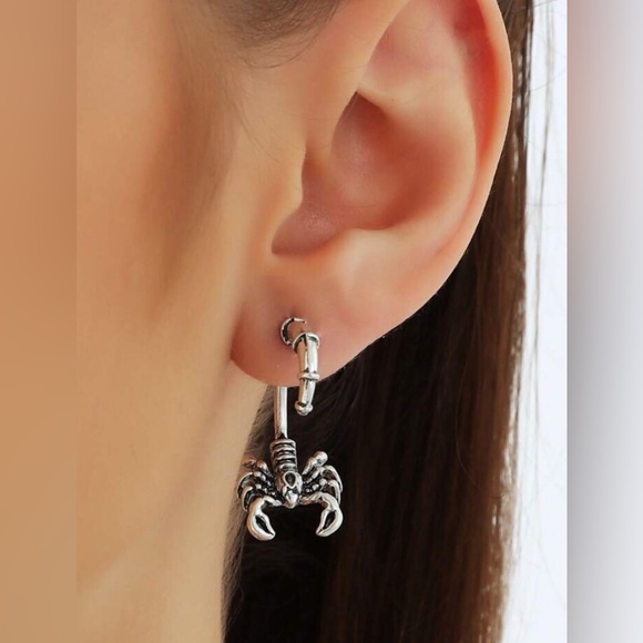 ✨3for$38  New Antiqued Scorpion Earring Jackets ~ Scorpion Jacket 2 Pc Earrings - Picture 7 of 9